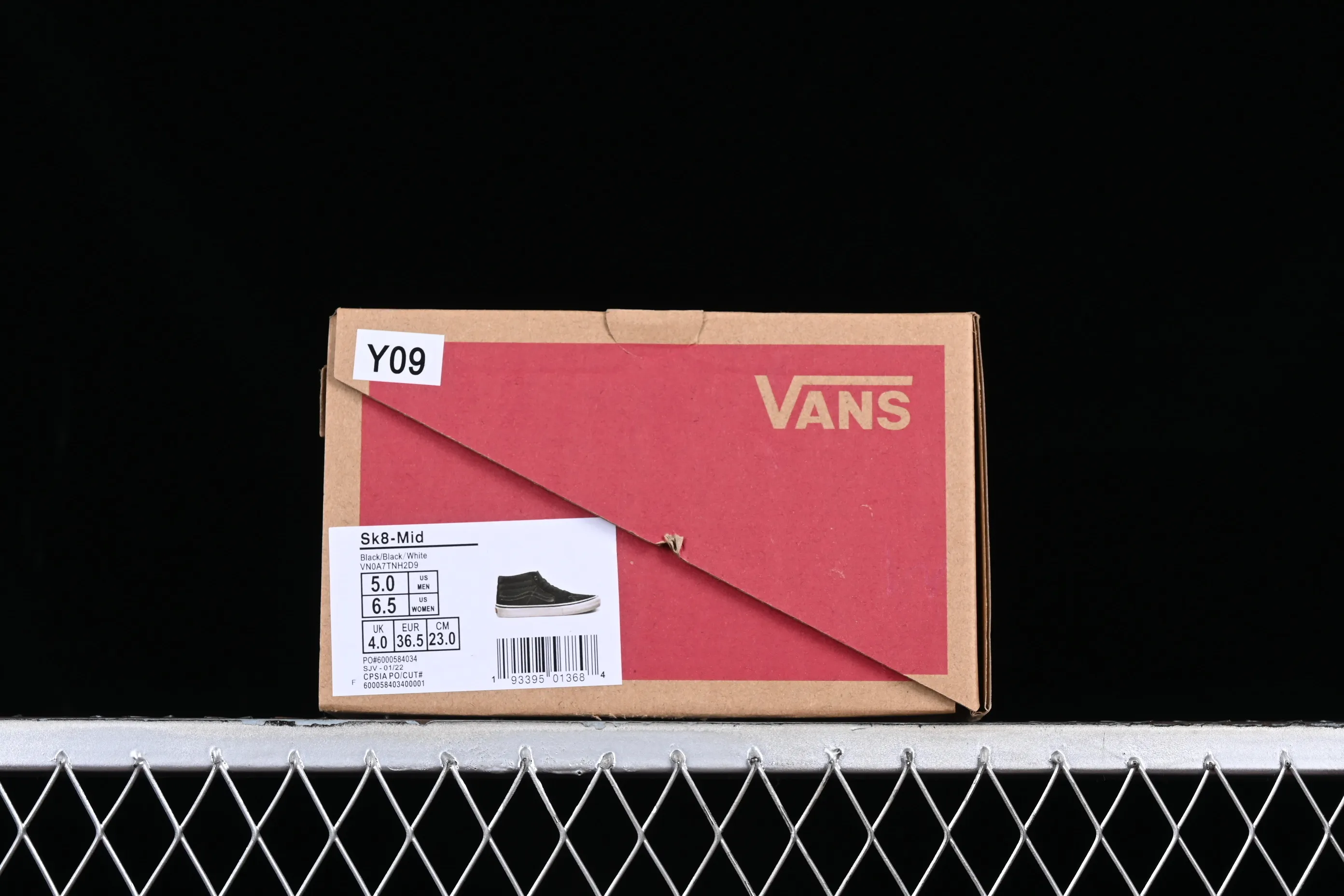 All categories Vans Vans series Vans Mid Vans China Vans Sk8-Mid Pro Antihero cooperation model mid-top professional skateboard shoes VN0A7TNH2D9